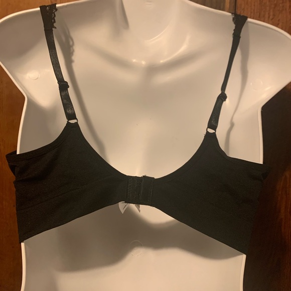 NWOT Lightly Padded No Underwire Bra - Picture 6 of 10